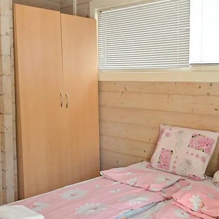 度假居 Giruliu Poilsiavietes Namelis - Xix *